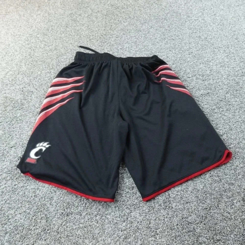 Cincinnati Bearcats Shorts Mens M Black Red Adidas NCAA Basketball Athletic Mesh